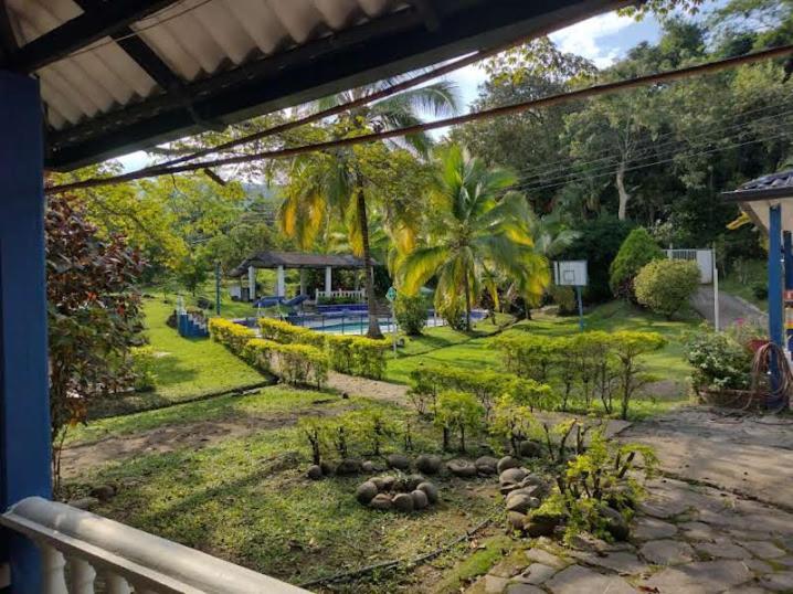 Hotel Campestre El Salitre Villeta Extérieur photo