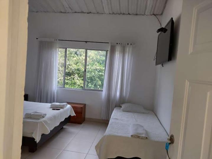 Hotel Campestre El Salitre Villeta Extérieur photo